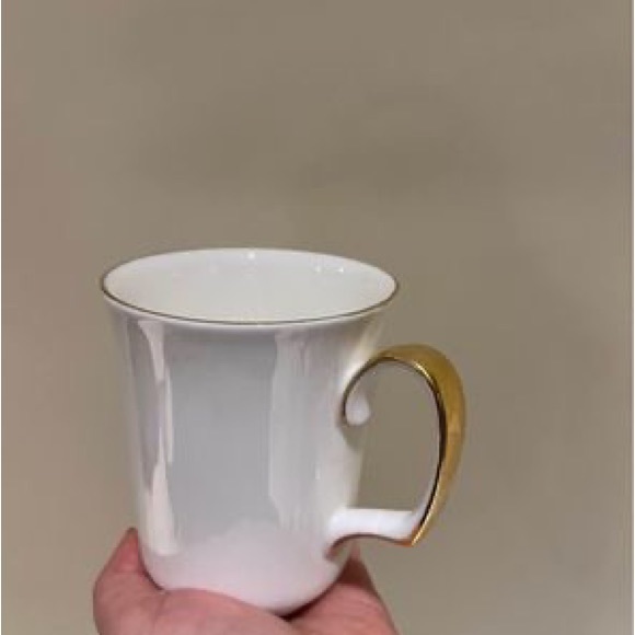 Val D’Or Royal Albert Coffee Mug - Picture 2 of 2